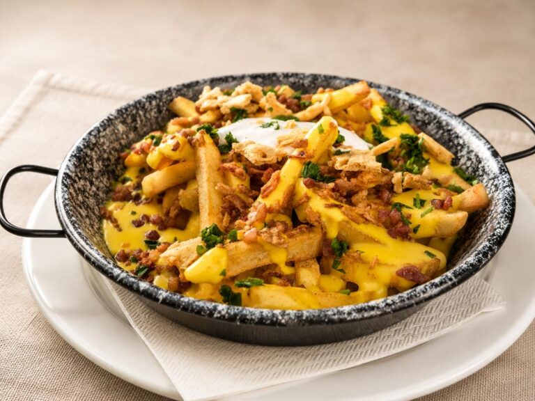 Amigo étterem Balatonlelle loaded fries